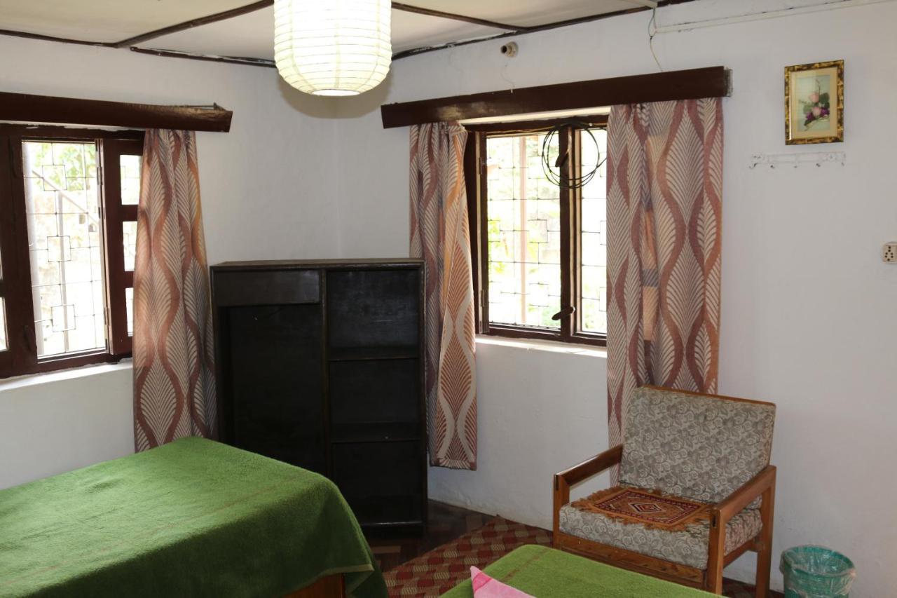 Gurkha Lodge Похара Екстериор снимка